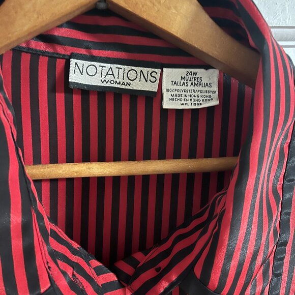 Vintage Red and Black Pinstriped oversized button up shrit - Picture 4 of 5